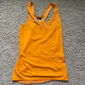 Nike tank